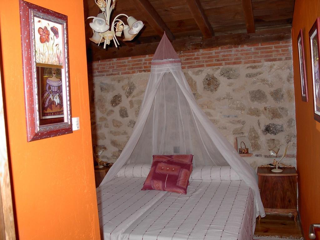 Casa Rural Pincherres Mata de Quintanar Exterior photo